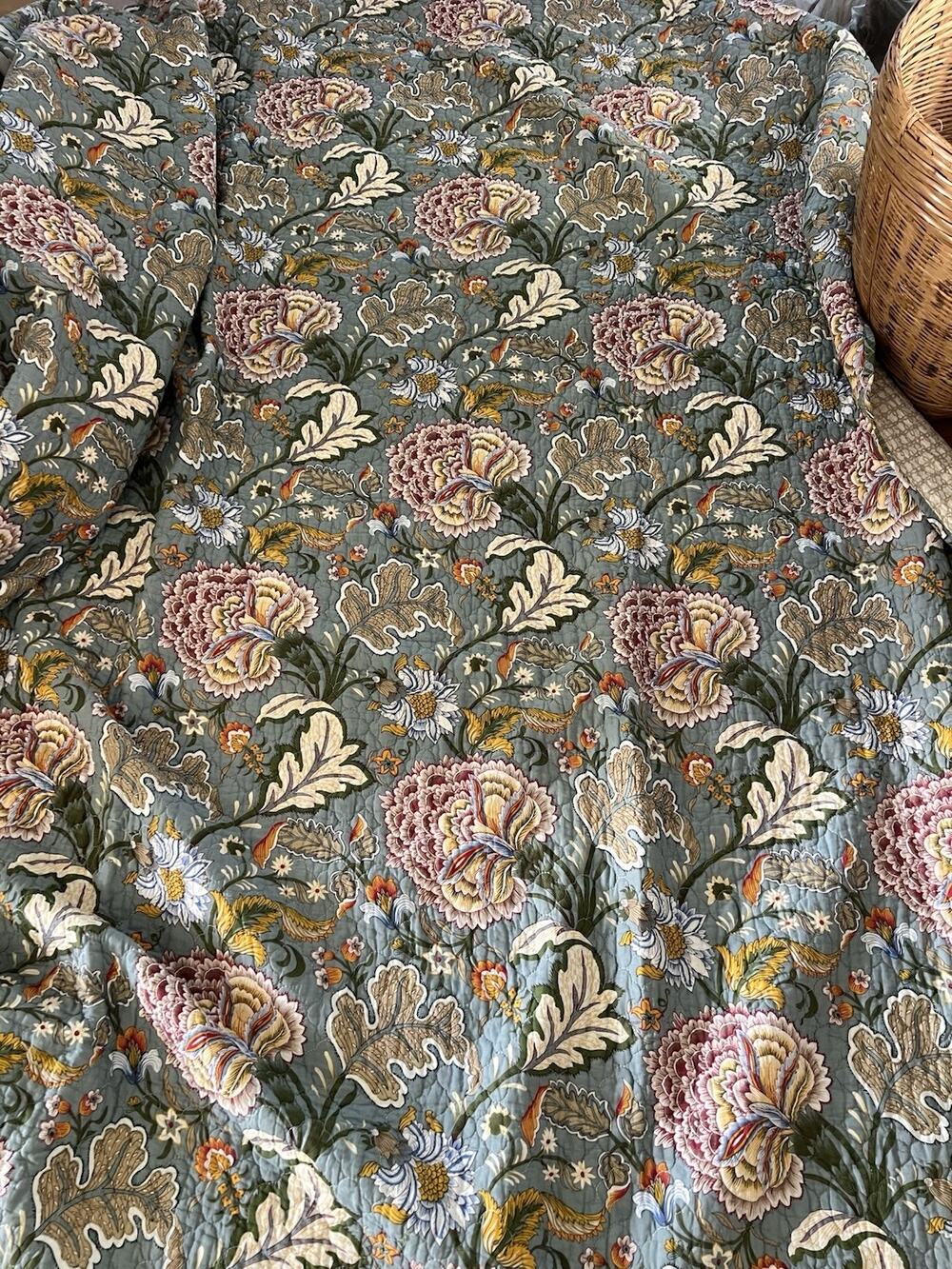 Levtex Home Angelica King Quilt Bedspread Jacobean Floral French Country Cotton